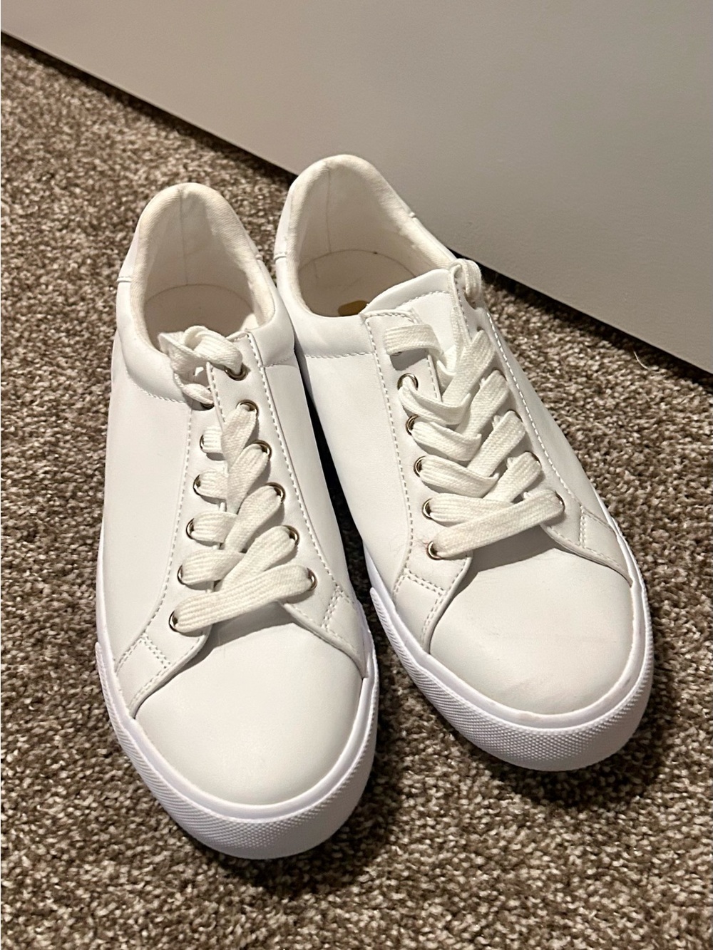 Nine West White Low-Top Lace-Up Sneakers